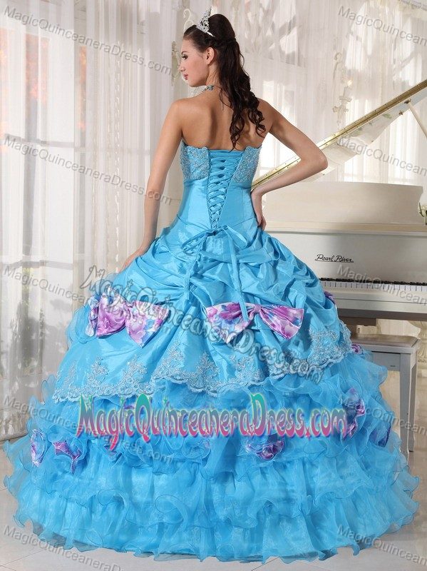 Beautiful Appliqued Ruffled Aqua Blue Sweet 15 Dresses with Bowknots