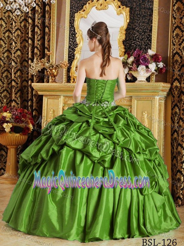 Exquisite Strapless Floor-length Green Quinceanera Gowns with Pick-ups in Forney