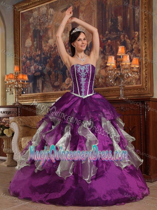 Sweetheart Floor-length Sweet Sixteen Quinceanera Dresses in Purple with Ruffles
