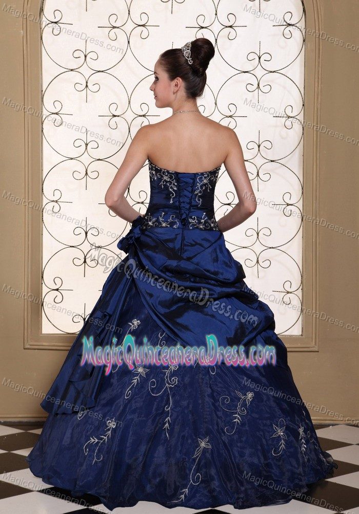 Lace-up Navy Blue Full-length Quince Dress with Pick-ups and Embroidery