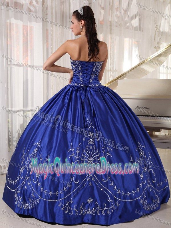 Pretty Strapless Royal Blue Long Dress for Quince with Embroidery in Utica