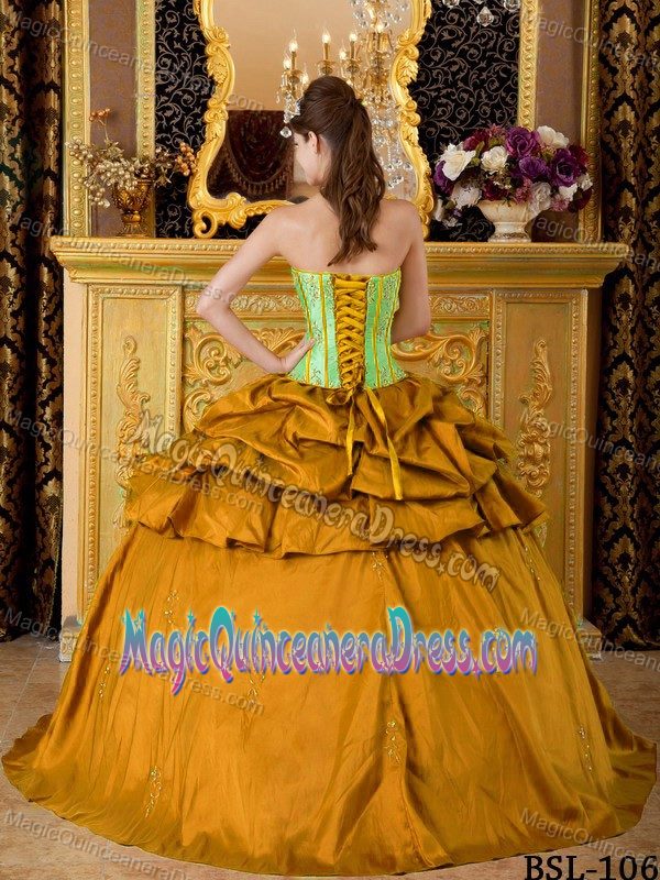 New Strapless Green and Orange Full-length Quince Dresses with Pick-ups