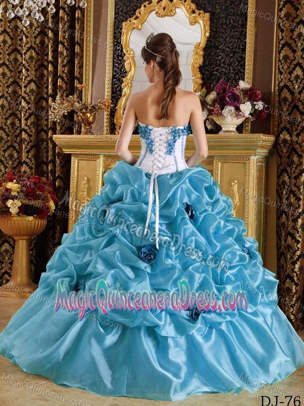 White and Blue Flowers Sweetheart Long Quince Dress with Ruffles in Taos