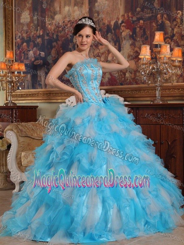 Strapless Floor-length Quinceanera Gown Dresses in Aqua Blue with Appliques