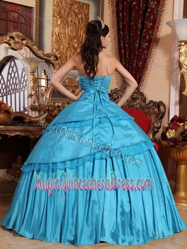 Nifty Sweetheart Floor-length Quinceanera Gown in Aqua Blue with Appliques