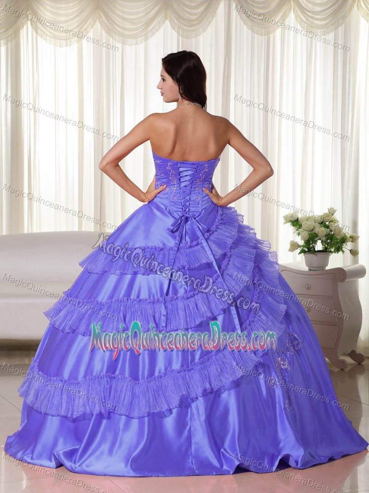 Chic Strapless Floor-length Taffeta Dresses For Quince in Purple with Ruffles