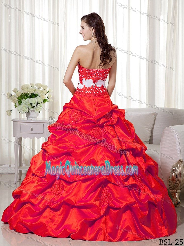 Most Popular A-line Appliqued Red and Whitequince Dress with Pick-ups