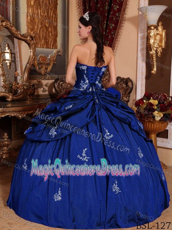 Traditional Appliqued Blue Quinceanera Gown Dress with Pick-ups under 200