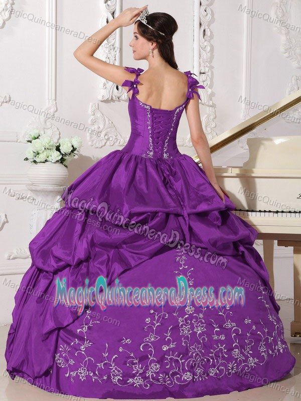 Floor-length Taffeta Embroidered Quinceanera Dress in Purple in Waukesha