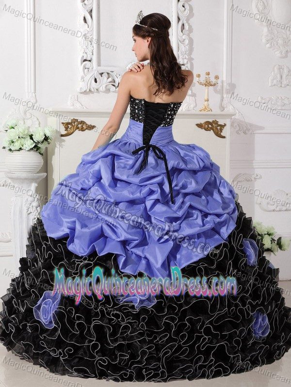 Lilac and Black Sweetheart Organza Beaded Quince Dress with Rolling Flowers