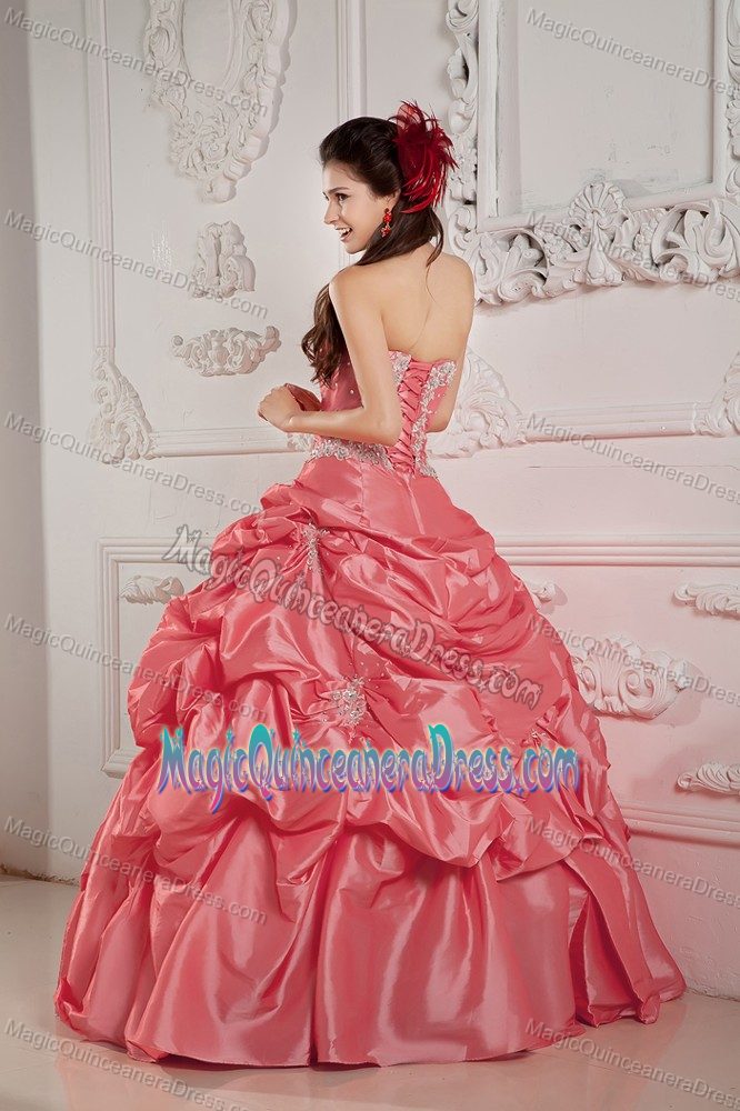 Watermelon Strapless Floor-length Taffeta Quinceanera Dress with Beading