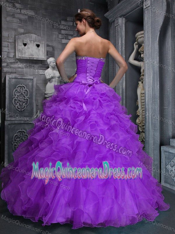 Modest Purple Appliqued Sweetheart Long Quinceanera Gown with Ruffles