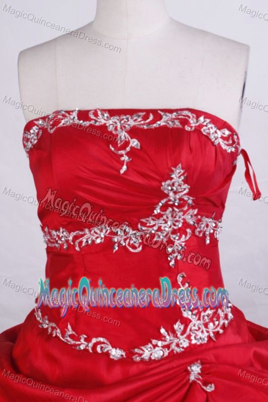 Red Strapless Embroidery with Beading Quinceanera Dress in Trujillo Peru