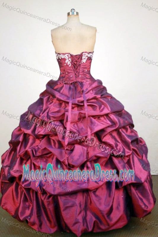 Beading and Appliques Sweetheart Red Quinceanera Dress in Sorocaba Brazil