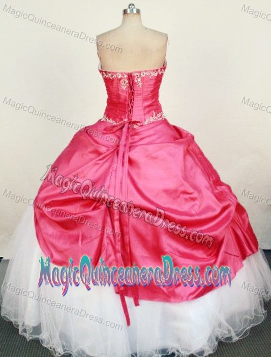 Sweetheart Red Beading and Appliques Quinceanera Dress in Montero Bolivia