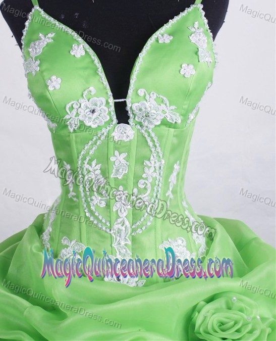 Spring Green Applique Quinces Dress Has Straps and Handmade Flower