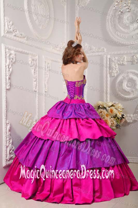 Multi-color Appliques and Bowknot Layers Dress For Quinceanera in Beloit