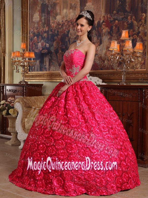 Red Rolling Flowers Quinceanera Gown Dresses with Paillette in Beckley WV