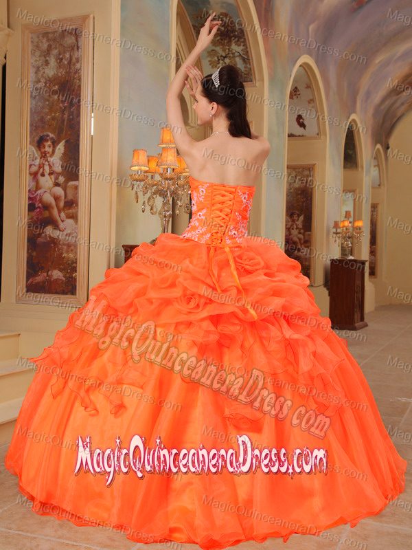 Sweetheart Orange Red Organza Appliques Quinceanera Dress in San Marcos