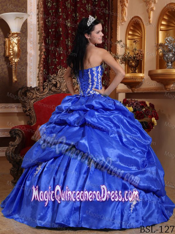 Hot Sale Strapless Blue Quinceanera Ball Gown with Appliques and Pick-ups
