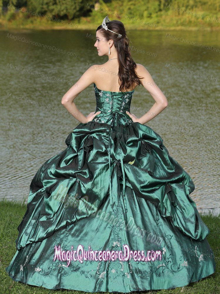 Green Strapless Sweet Sixteen Dresses with Beading and Appliques in Salem