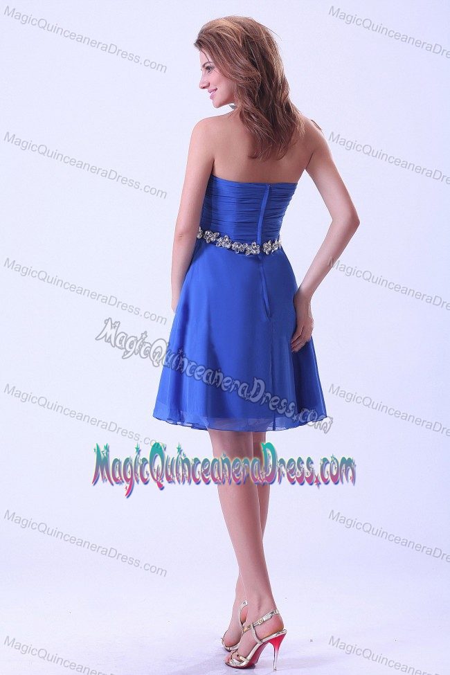 Sky Blue Ruched Sweetheart Quinceanera Dama Dress with Appliqued Waist