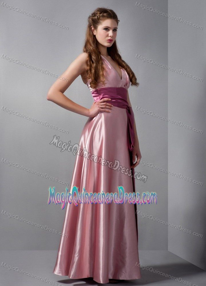 Sexy Pink V-neck Halter Floor-length Quince Dama Dress with Sash in Colora