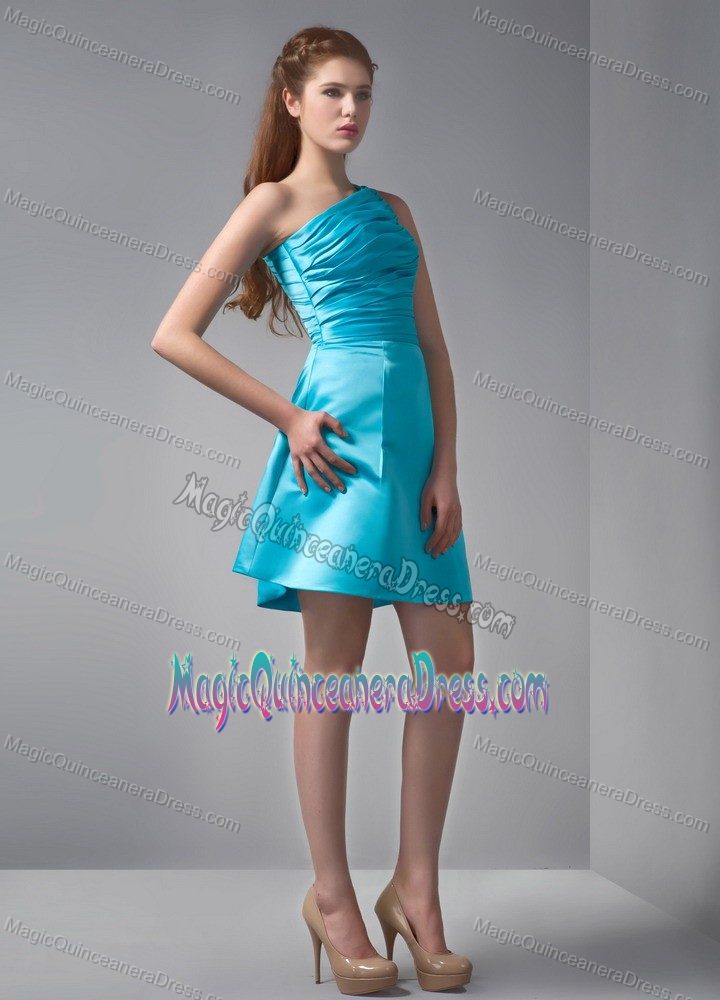 Beautiful Ruched Aqua Blue Single Shoulder Short Damas Dresses For Quince