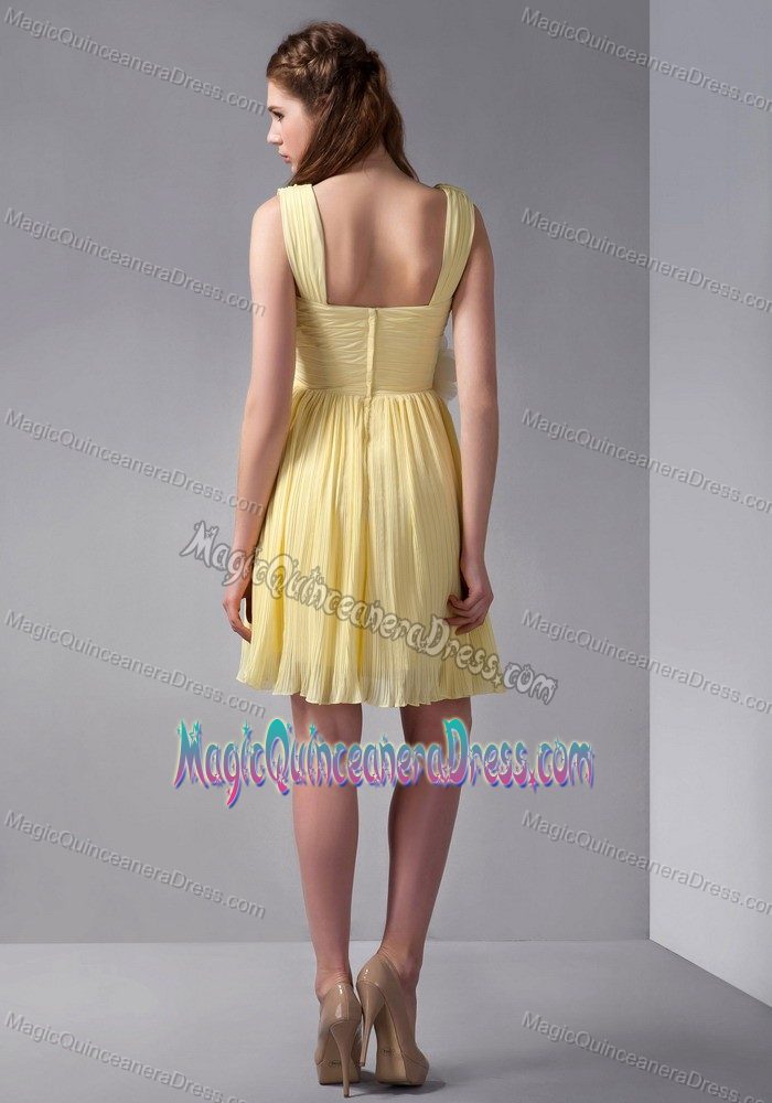 Pretty Yellow Ruched V-neck Mini-length 15 Dresses For Dama with Flowers