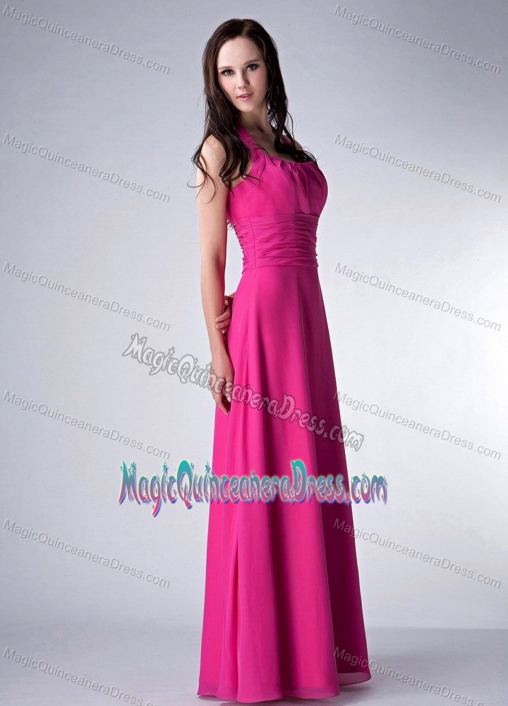 Sexy Halter Fuchsia Floor-length Prom Dress For Dama with Ruche in Storrs
