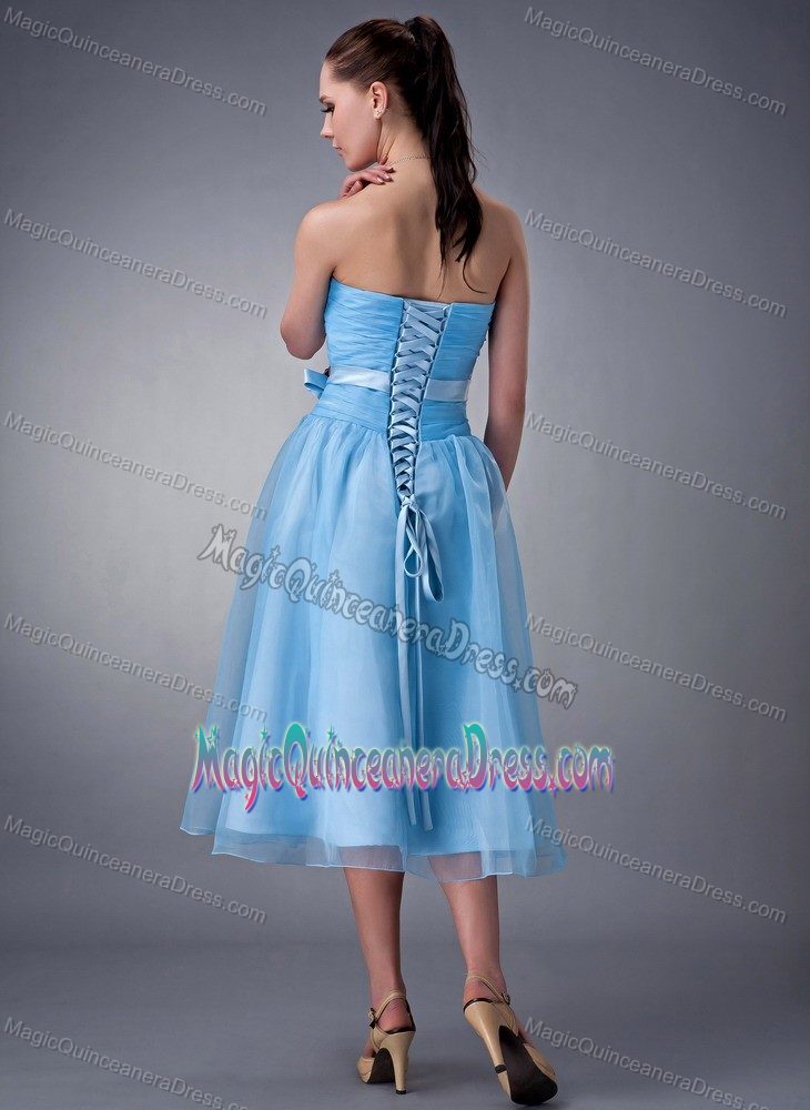Cute Aqua Blue Strapless Tea-length Bridesmaid Dama Dresses with Flower