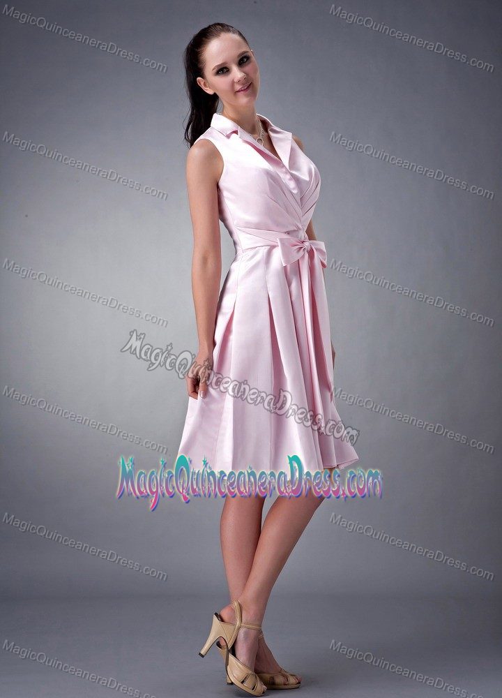 Elegant High-neck Baby Pink Knee-length Quince Dama Dresses with Bow