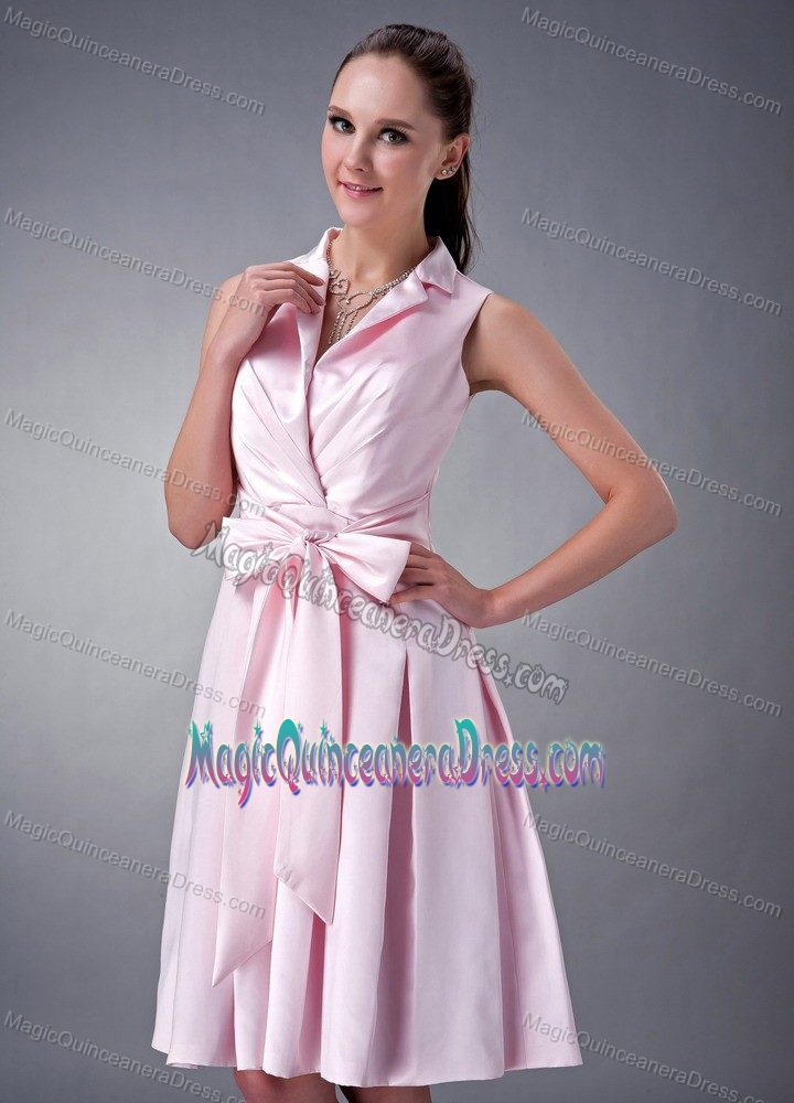 Elegant High-neck Baby Pink Knee-length Quince Dama Dresses with Bow