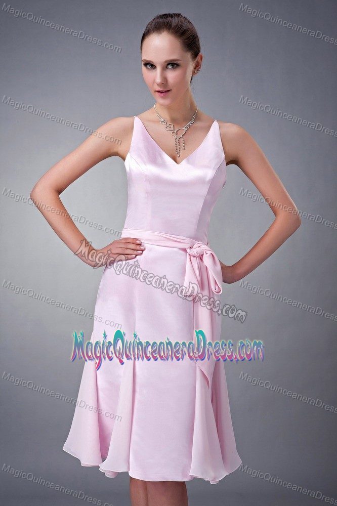 Special Baby Pink V-neck Dresses For Dama with Straps and Sash in Boise