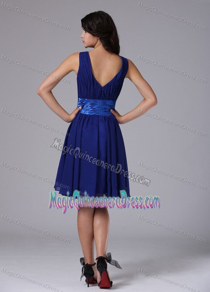 Most Popular V-neck Chiffon Short Blue Dresses for Damas with Bowknot