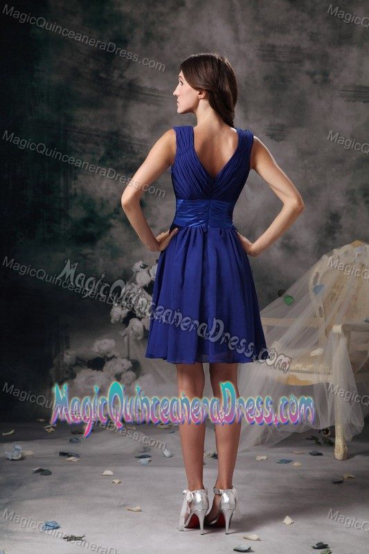Elegant V-neck Peacock Blue Short Dama Dress for Quinceaneras Low Price