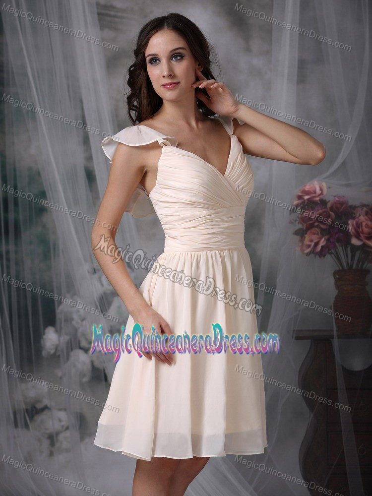 New Knee-length Off White Damas Dresses for Quince with Flounced Straps