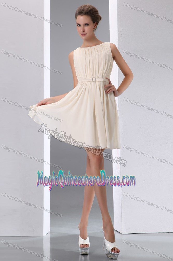 A-line Scoop Mini-length Chiffon Ruched Dresses For Damas in Champagne