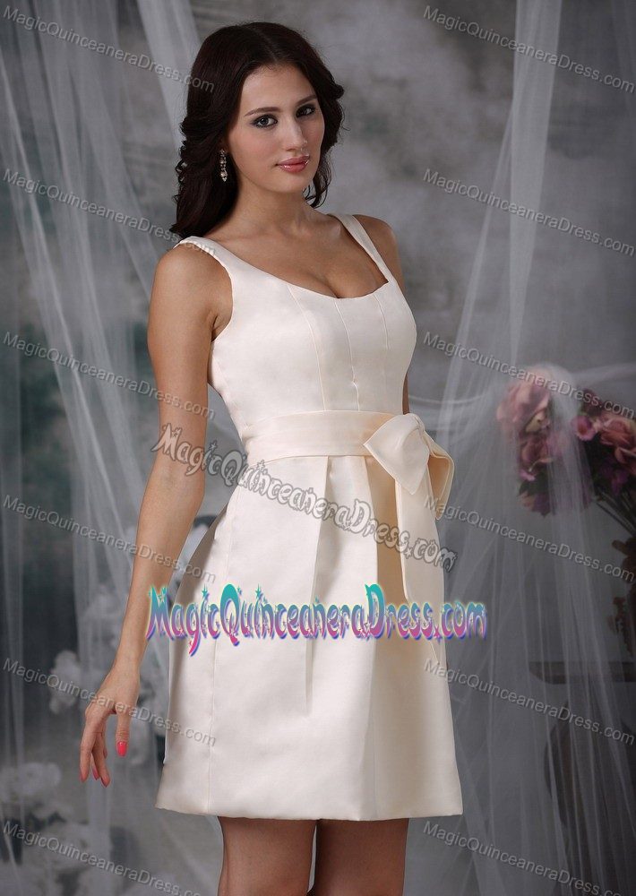 Off White Column Straps Bow Dama Dress For Quinceanera in Pacasmayo Peru