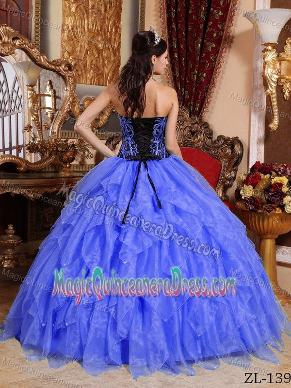 Royal Blue Sweetheart Long Sweet 16 Dresses with Embroidery and Ruffles