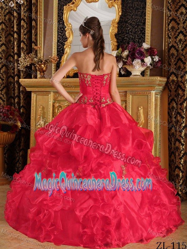 Luxurious Red Strapless Long Quinceanera Dresses with Appliques and Ruffles