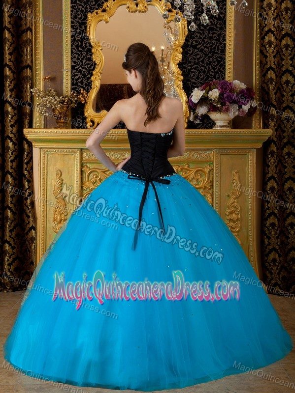 Simple Black and Blue Floor-length Quinceanera Gown Dress with Beadings