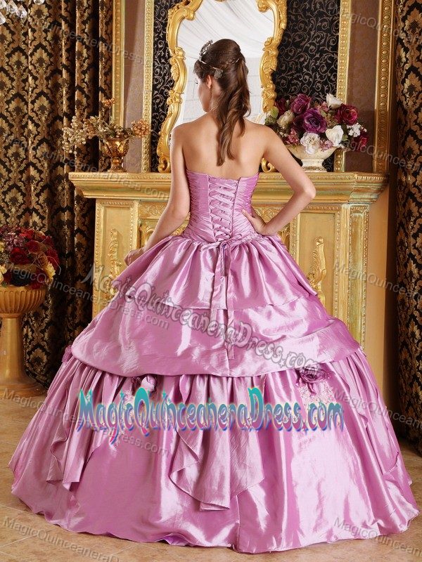Violet A-line Strapless Quinceanera Gown Dresses with Beading in Coralville