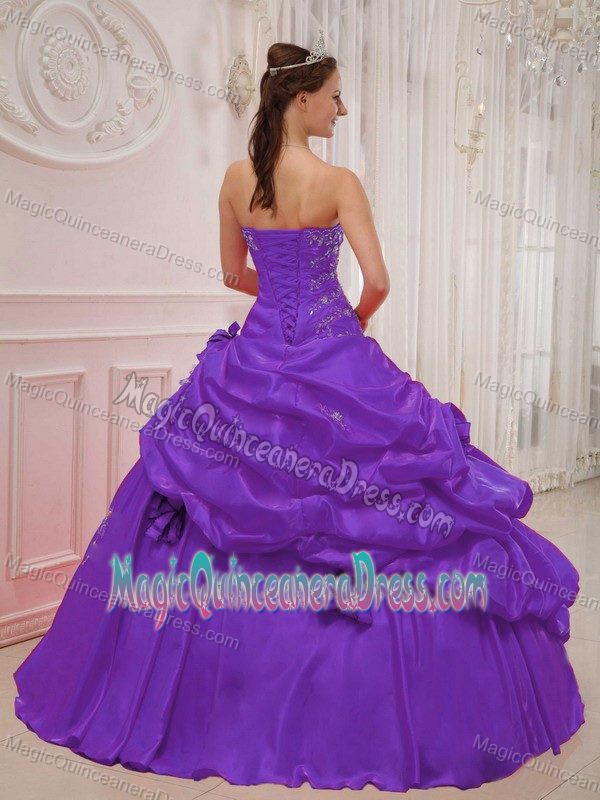 Appliqued Sweetheart Purple Sweet 16 Dresses in Floor-length in Delavan