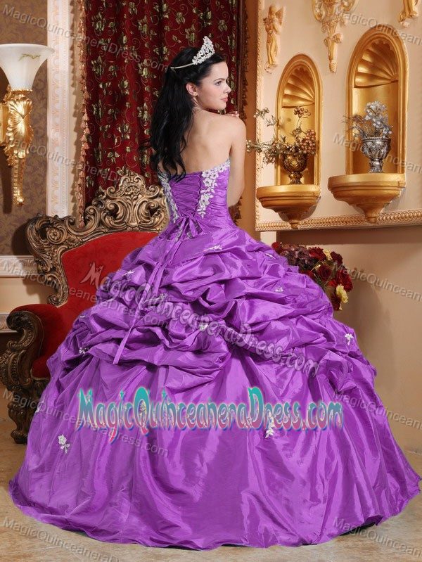 Lavender Strapless Floor-length Quince Dress with Pick-ups and Appliques