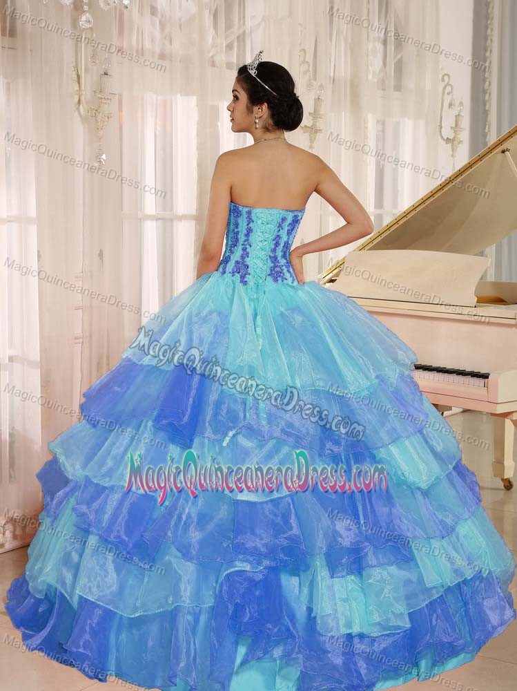 Appliqued Two-Toned Organza Sweet 15 Dresses with Layered Hem in Fashion