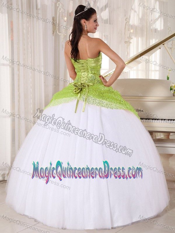 Impressive Sequin Tulle White and Yellow Green Sweet 16 Dress in Style