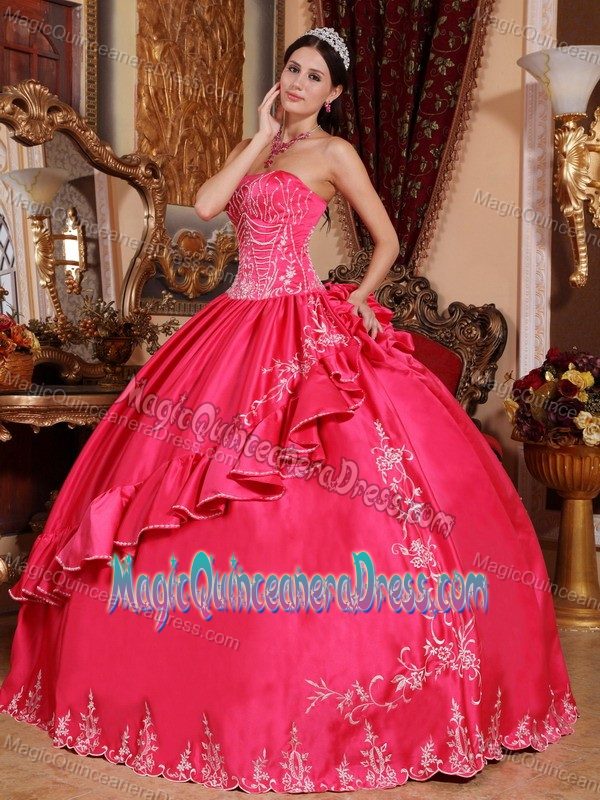 Coral Red Strapless Satin and Taffeta Embroidery Sweet Sixteen Dress