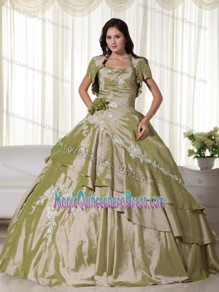 Strapless Olive Green Full-length Quince Dress with Appliques and Flower