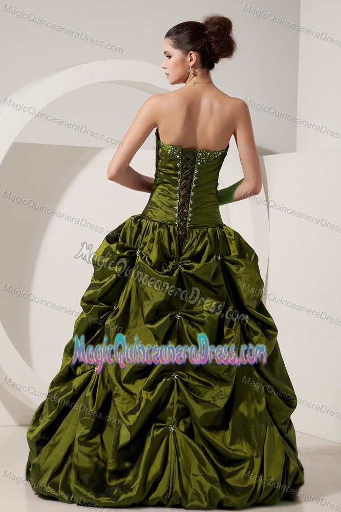 Olive Green Sweetheart Long Quinces Dresses with Pick-ups and Beading